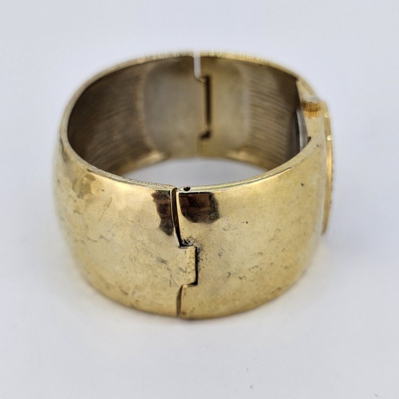 28MM Women's Gold Tone Hammered Cuff Watch Crystal Bezel 5.75" New Battery - Picture 8 of 13